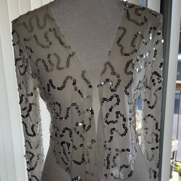 Ladies Cropped Sequin Cardigan Jacket Shirt Long Sleeve Top Betsey Johnson SZE L - Picture 2 of 15